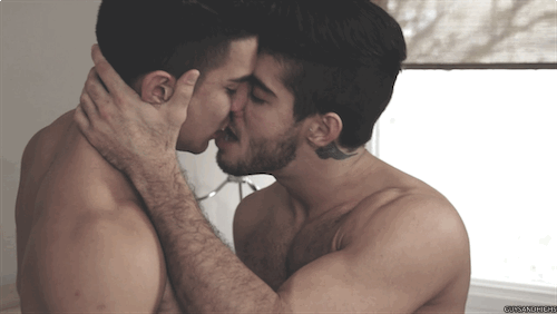 hot guys kissing gif